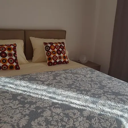 Lemoni Villa Foiníki