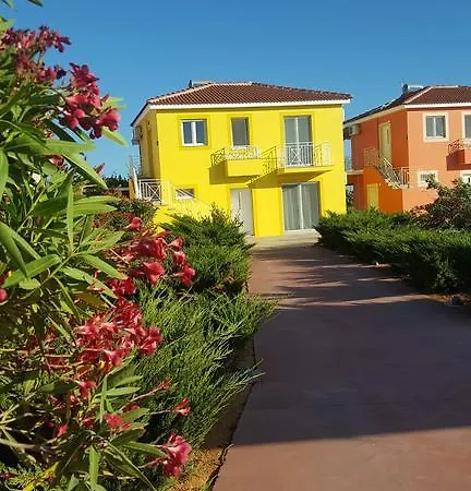 Lemoni Villa