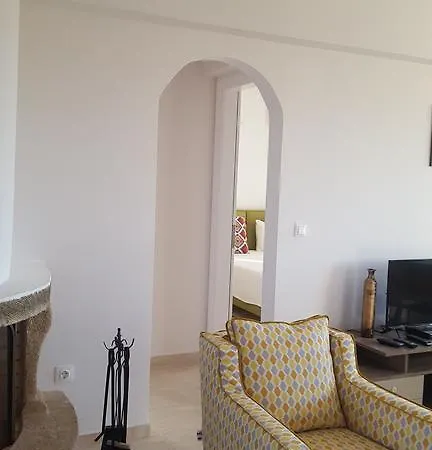 Villa Lemoni *